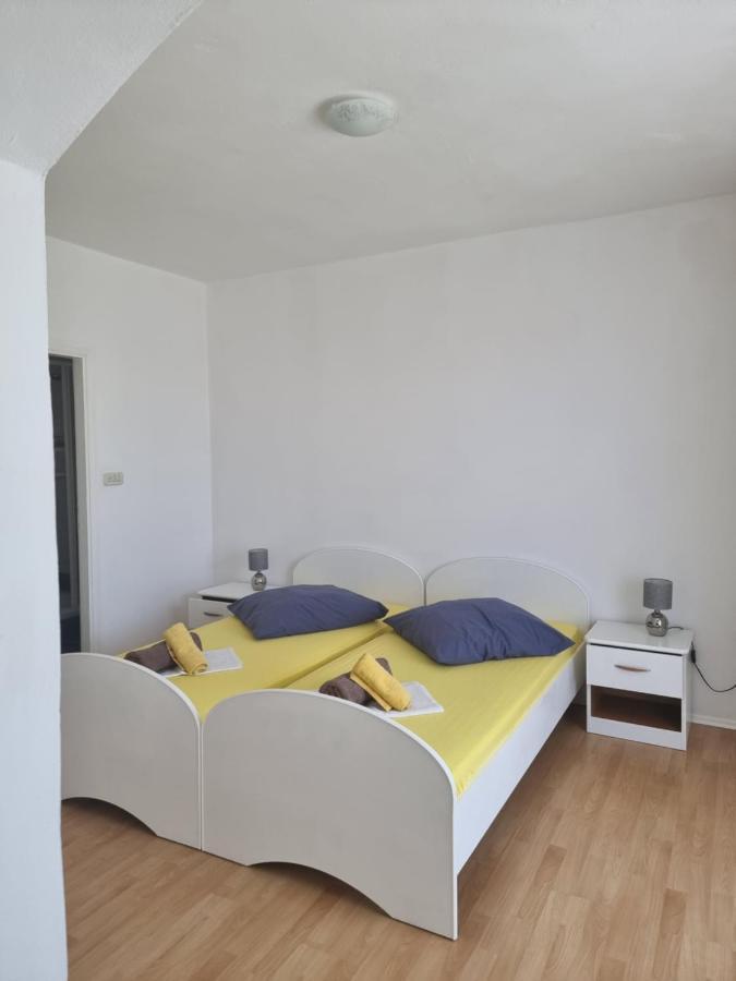 Apartmani Alen Dinjiška Exteriér fotografie