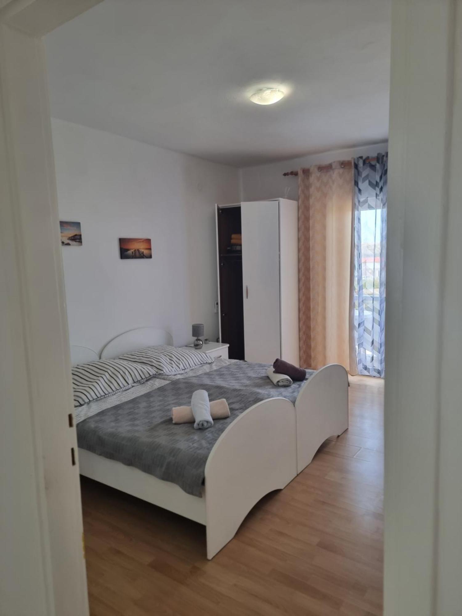 Apartmani Alen Dinjiška Pokoj fotografie