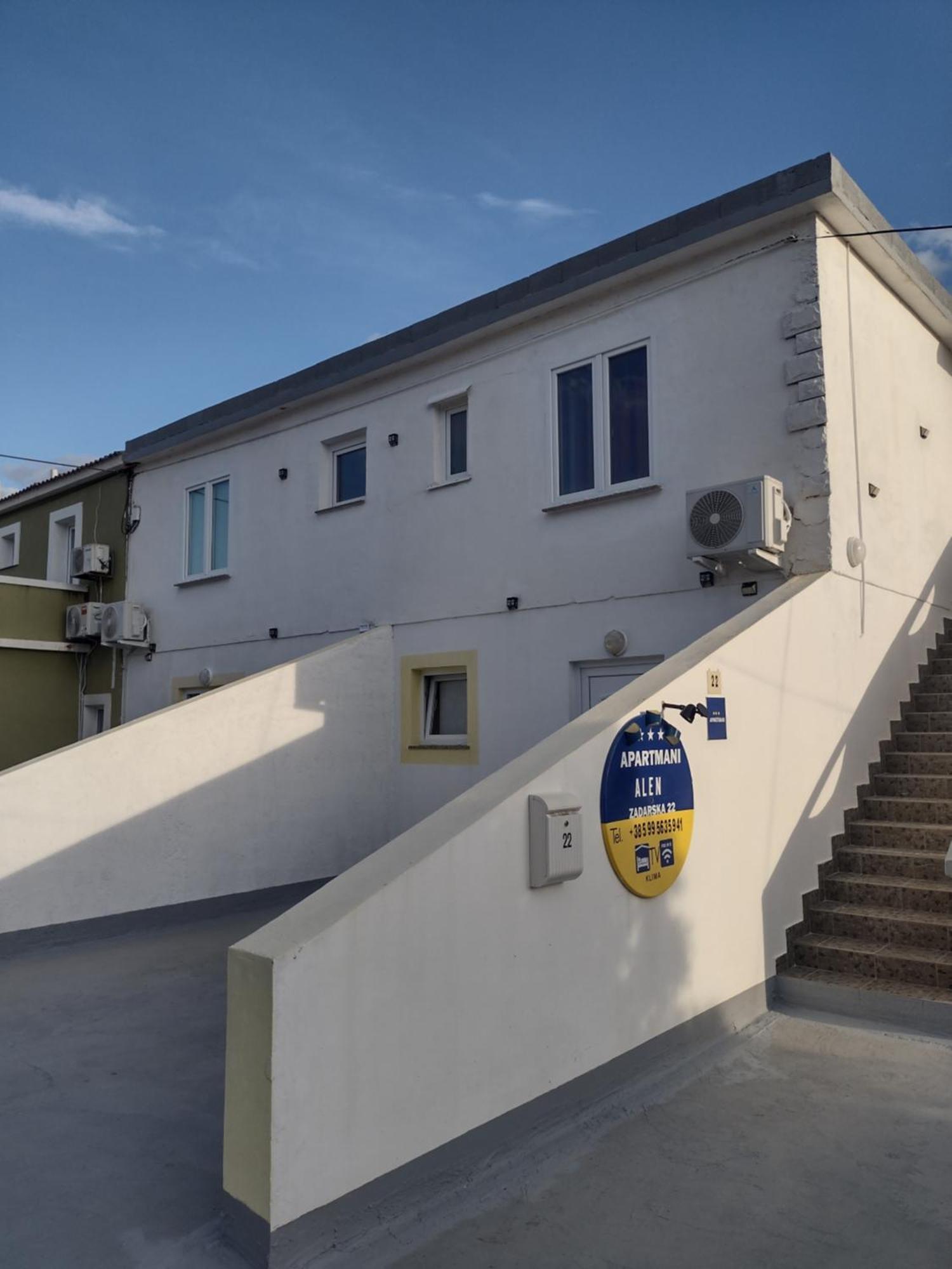 Apartmani Alen Dinjiška Exteriér fotografie